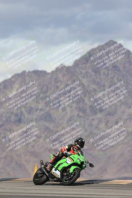 media/Nov-16-2025-Race Pace (Sun) [[8c5fa54630]]/Verified Riders/5-Turn 9 (1135am)/